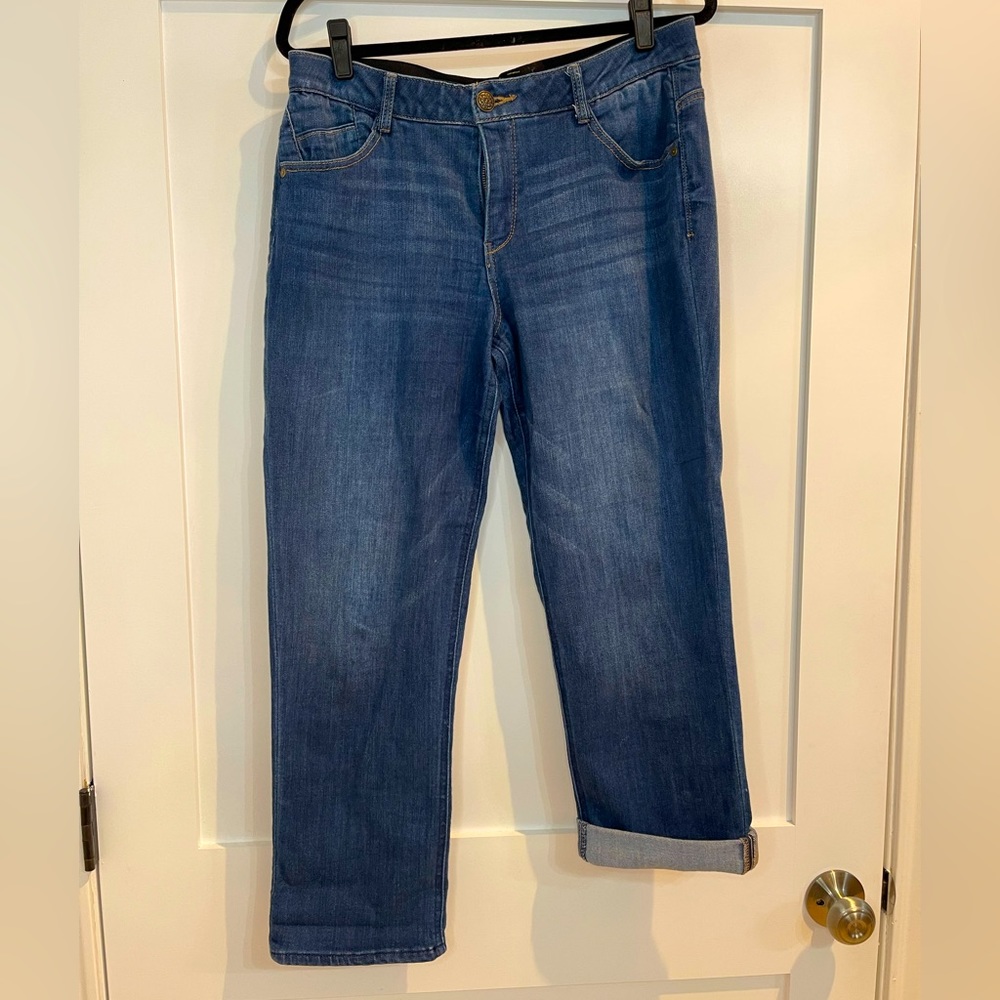 Democracy “Ab” Solution Dark Wash - distressed look
Slightly worn
Item #3